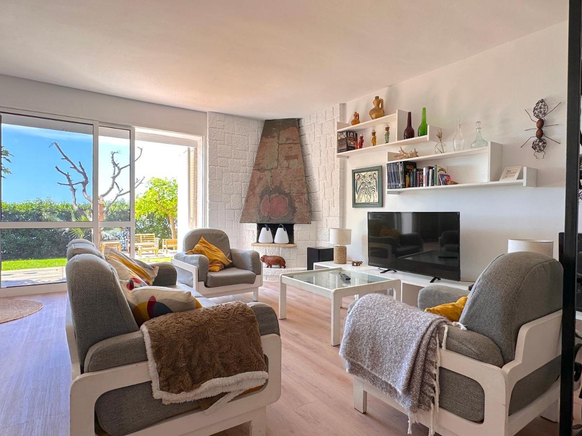 Villa Alboran Beachfront 9Pax Torre de Benagalbon Eksteriør bilde